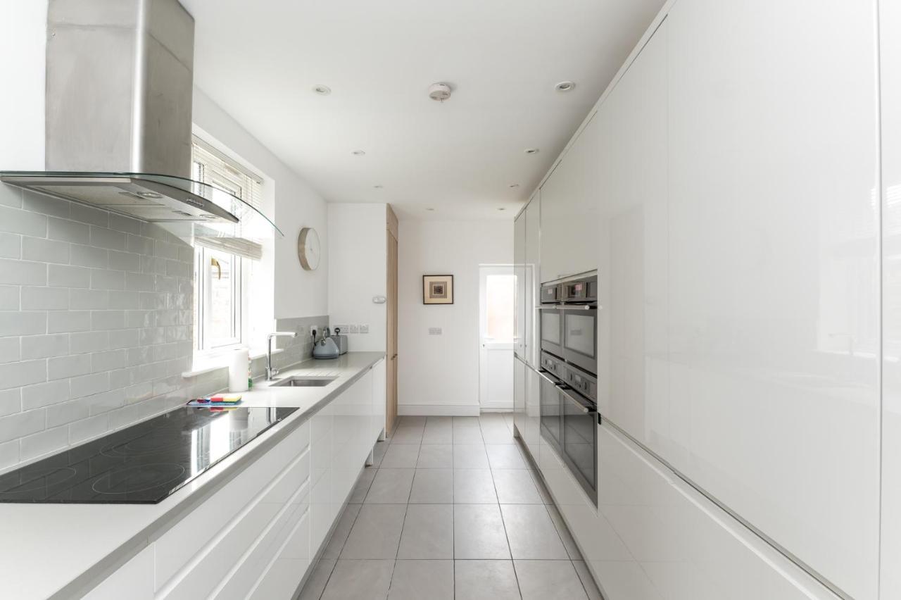 Stunning And Modern 5 Bed House I Pass The Keys Villa York Exterior photo